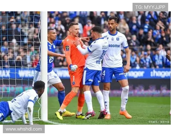 乌德勒支队与坎布尔的精彩对决揭示足球战术与团队合作的魅力